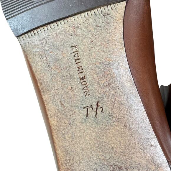 Salvatore Ferragamo Italy Brown Leather Buckle Pointed Toe Heeled Short Boot 7.5 - Picture 8 of 8